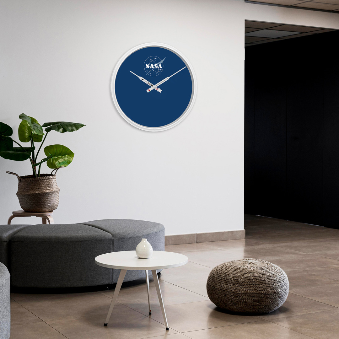 Nasa_logo_theme_Clock